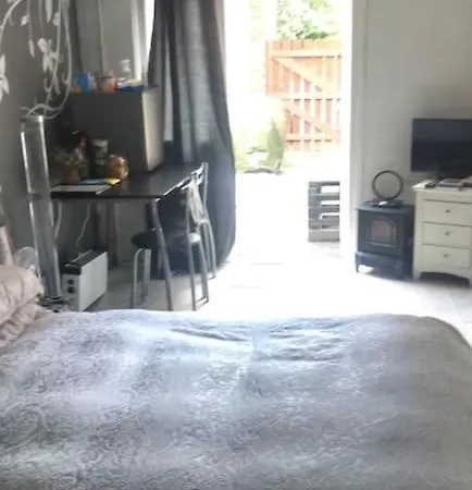 Belfast Private Room, En-Suite & Own Access Exterior photo